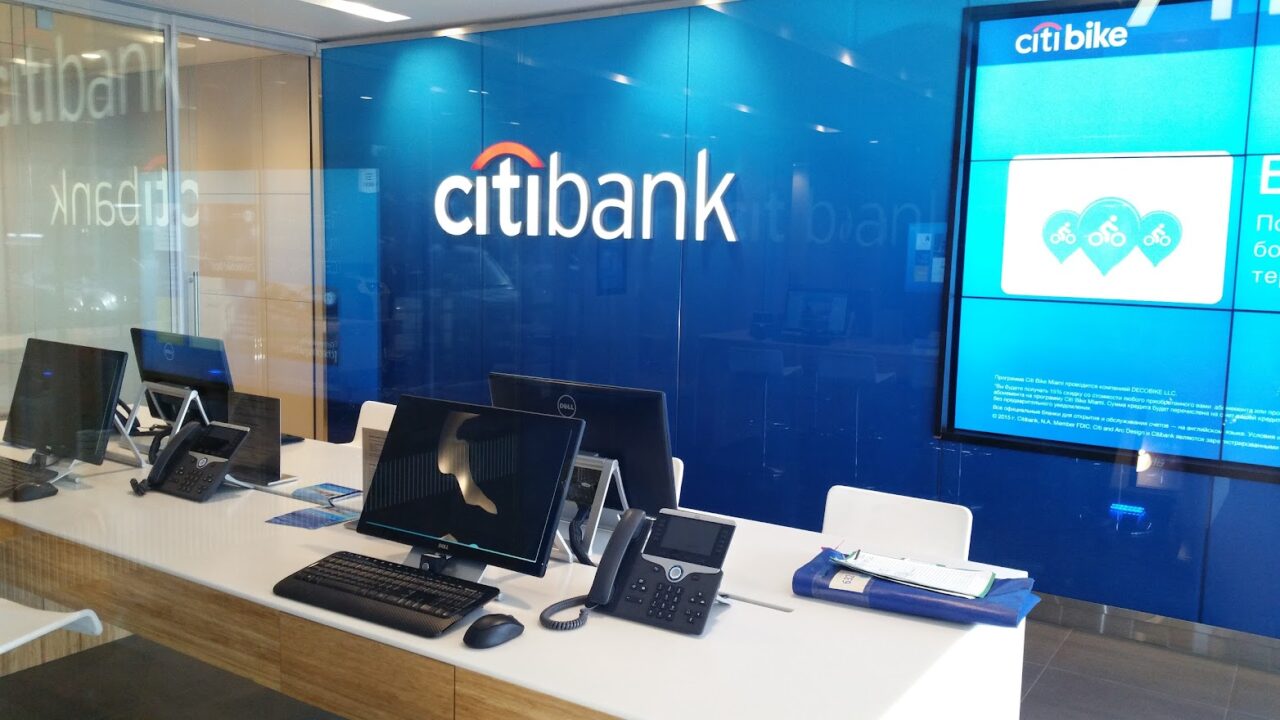 Online Banking Kiosks - Digital Signage & Kiosk Software